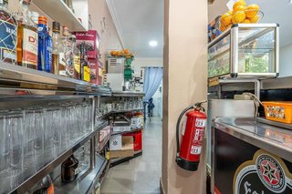 Local comercial en venta en Barrio de Zaidín en Granada