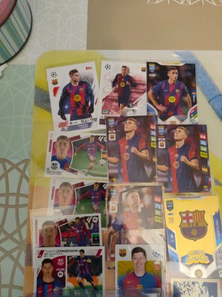 Cromos FC Barcelona - Gavi, Lewandowski, Fermín