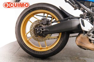 YAMAHA XSR 900