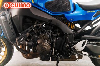 YAMAHA XSR 900