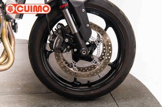 TRIUMPH TRIDENT 660