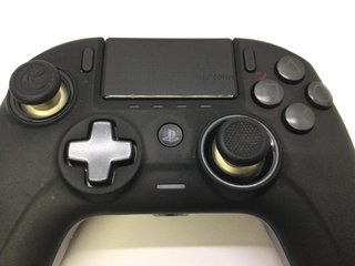 mando ps4 nacon revolution unlimited pro controller