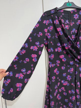 Vestido floral negro talla M