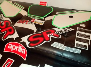 Kit adesivi APRILIA SR 50 Max Biaggi 1996