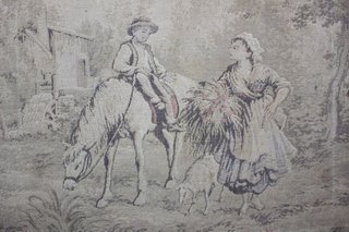 02. Antiguo marco de madera tallada con tapiz estilo Gobelino. S.XIX.