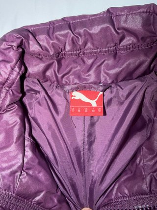 Chaqueta Puma acolchada morada en muy buen estado