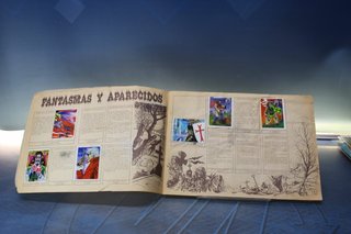 Álbum de cromos: Monstruos. Mundicromo, 1986. Incompleto.