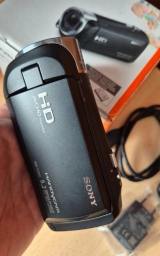 Videocámara Sony HDR-CX240E Full HD