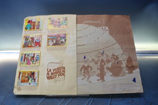 Álbum de cromos: La Vuelta al Mundo de Willy Fog. Danone, 1983.