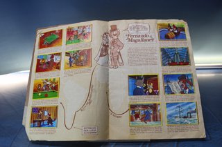 Álbum de cromos: La Vuelta al Mundo de Willy Fog. Danone, 1983.