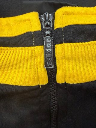 Mono Adidas Vintage unisex Talla L  (RETRO)