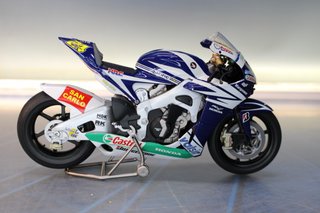 02. Maqueta Moto GP: Honda RC212V. Toni Elias 2007. 1:12.