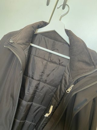 Chaqueta 2 en 1 desmontable. Nueva a estrenar.