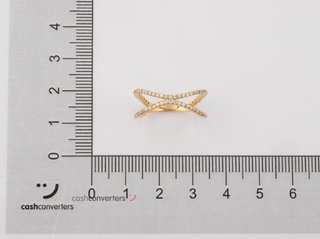 anillo oro 18k con piedra con circonita