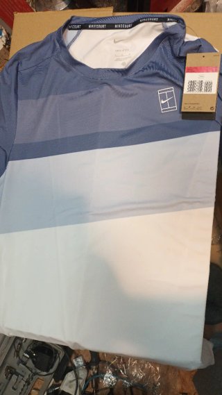 Maglietta Nike Tennis a Righe Blu e Bianco