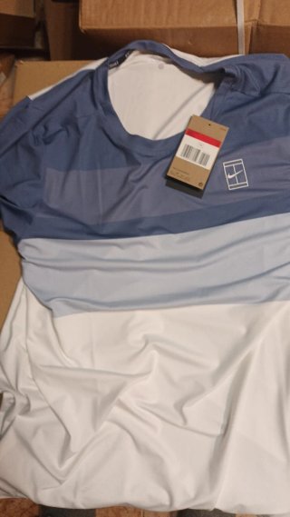 Maglietta Nike Tennis a Righe Blu e Bianco