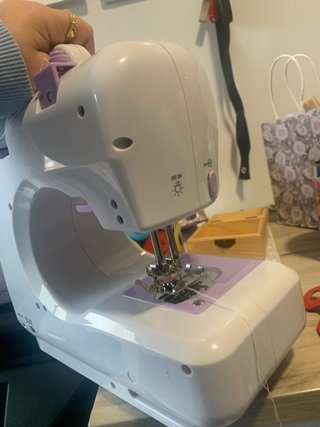 Máquina de coser PRIXTON