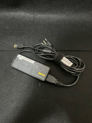 Lenovo ThinkCentre M910q Mini PC i3 SSD DVD