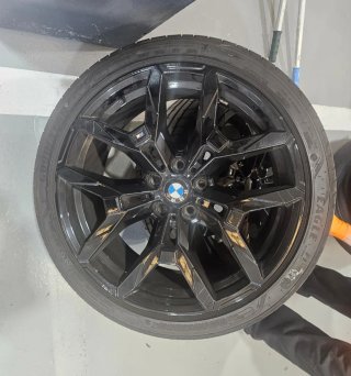 Llantas originales BMW 19"con neumáticos Goodyear