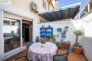 Casa adosada en venta en Almanjáyar en Granada