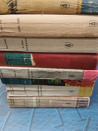 8 tomos, obras completas de Hugo Wast, años 40