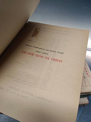 8 tomos, obras completas de Hugo Wast, años 40
