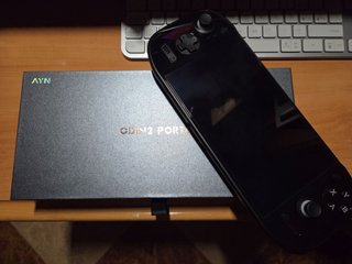 AYN Odin 2 Portal Pro 512GB Negro + Grip