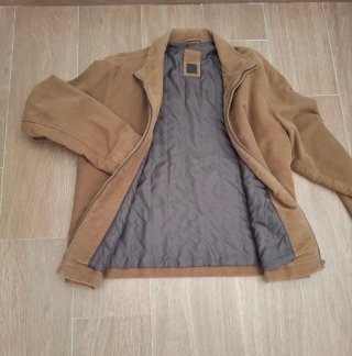 Chaqueta efecto ante hombre acolchada