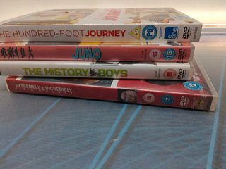 4 películas comedias, DVDs, edición Uk. En inglés