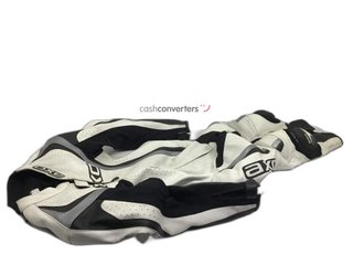 traje mono axo cordura