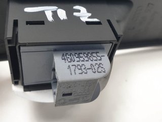 MANDO ELEVALUNAS TRASERO IZQUIERDO AUDI AUDI A1 (8X) 2010-2014