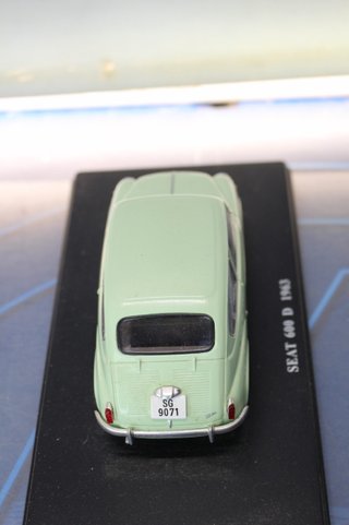 Coche Seat 600 D, 1963. 1/24. Colección “Coches inolvidables”, Salvat.