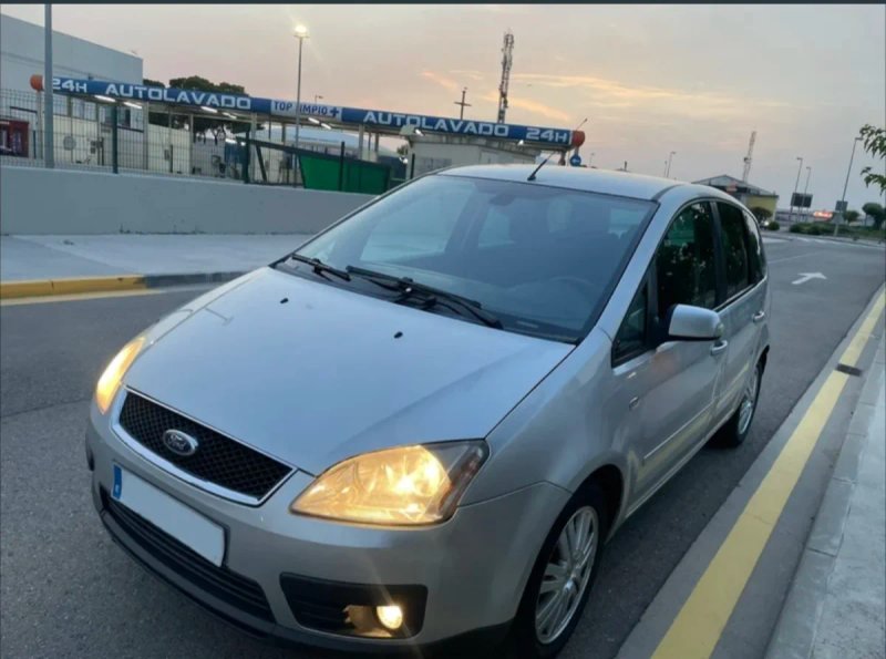 Ford C-MAX - foto 1