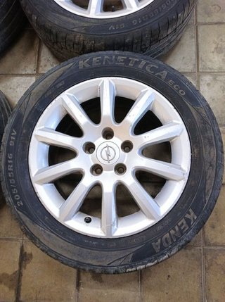 Juego llantas opel 205/55/16 astra 1.7 16v 102837