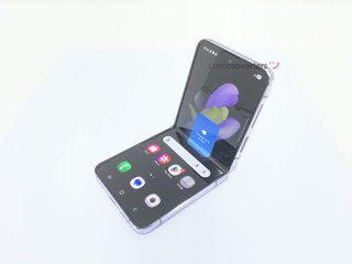 samsung galaxy z flip 4 256
