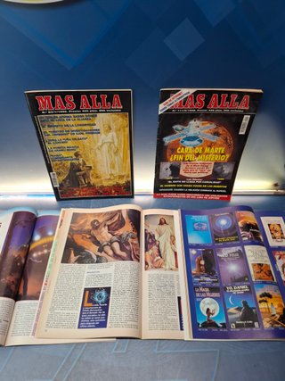 Lote 5 Revistas, Mas Alla