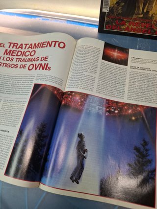 Lote 5 Revistas, Mas Alla