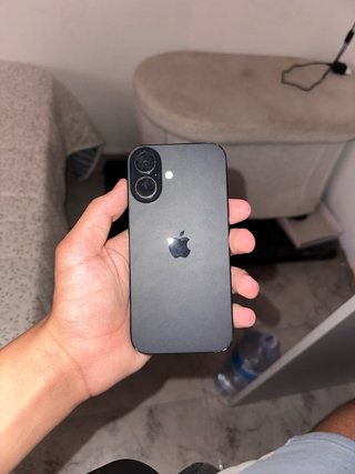 iPhone 16 Negro/Gris