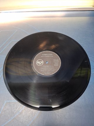 Disco, Lp, Cómplices, Está Llorando El Sol, 1991
