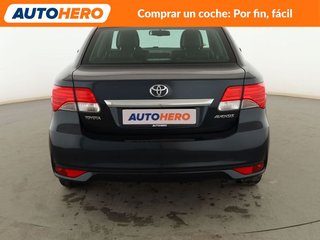 Toyota Avensis 1.8 Advance