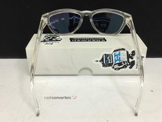 gafas de sol infatil hawkers transparentes