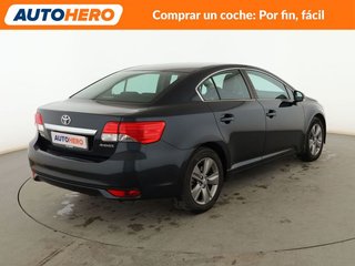 Toyota Avensis 1.8 Advance