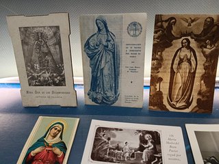 27 postales , cuartillas religiosas, material religioso