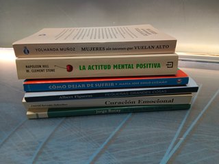 6 libros de autoayuda diferentes autores