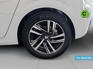 Peugeot 208 PureTech 100 Active Pack EAT8 75 kW (100 CV)