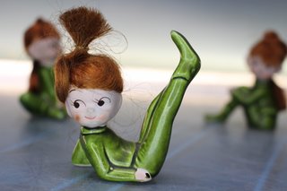 Cerámica Napco. 3 figuritas de bailarinas, elfos o duendes. Años 50. Pixie Girls.