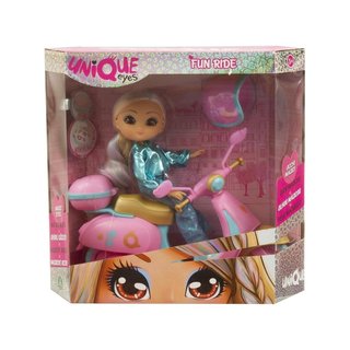 Famosa muñeca Unique Eyes con moto
