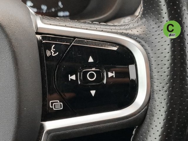 Volvo XC60 D4 R-Design Auto 140 kW (190 CV)