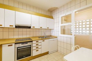 Piso en venta en Los Arqueros-Puerto del Almendro en Benahavís