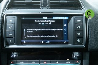 Jaguar F-Pace 2.0L i4D Prestige AWD Auto 132 kW (180 CV)